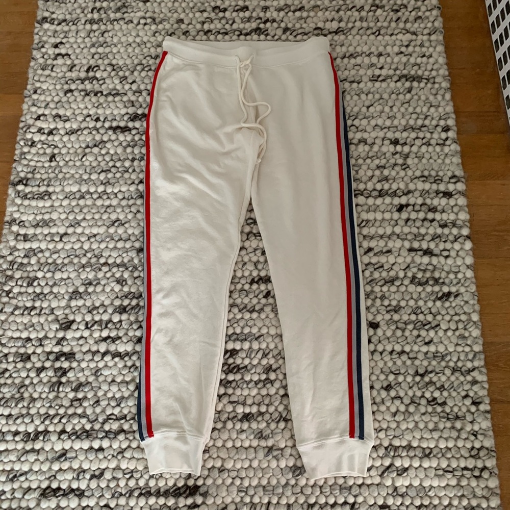 NWT Velvet by Graham and Spencer Jogger